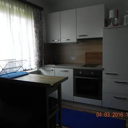 Ferienwohnung Haselberger Apartment *