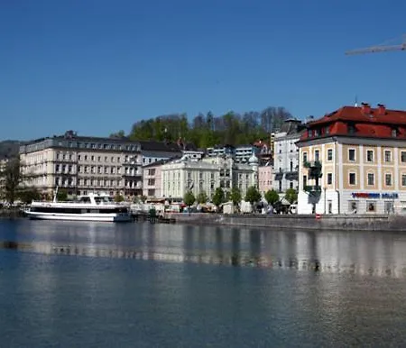 Ferienwohnung Haselberger * Gmunden